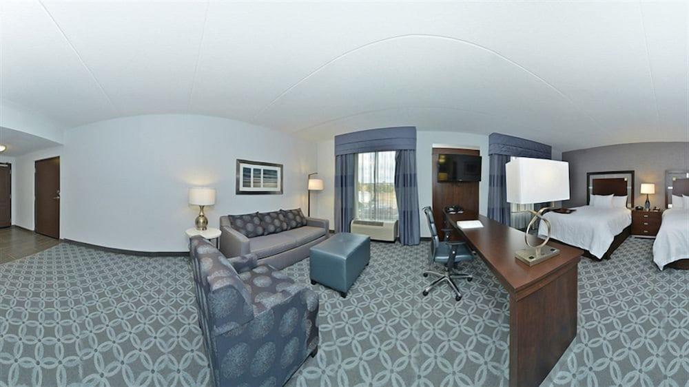 Hampton Inn & Suites Columbia/Southeast-Fort Jackson Экстерьер фото