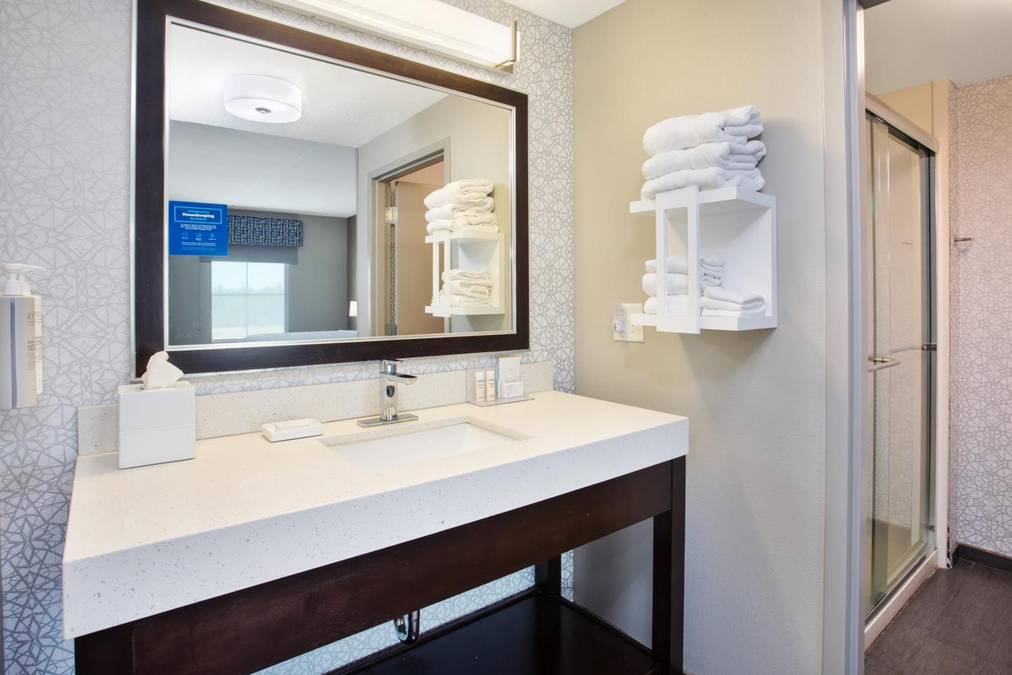 Hampton Inn & Suites Columbia/Southeast-Fort Jackson Экстерьер фото